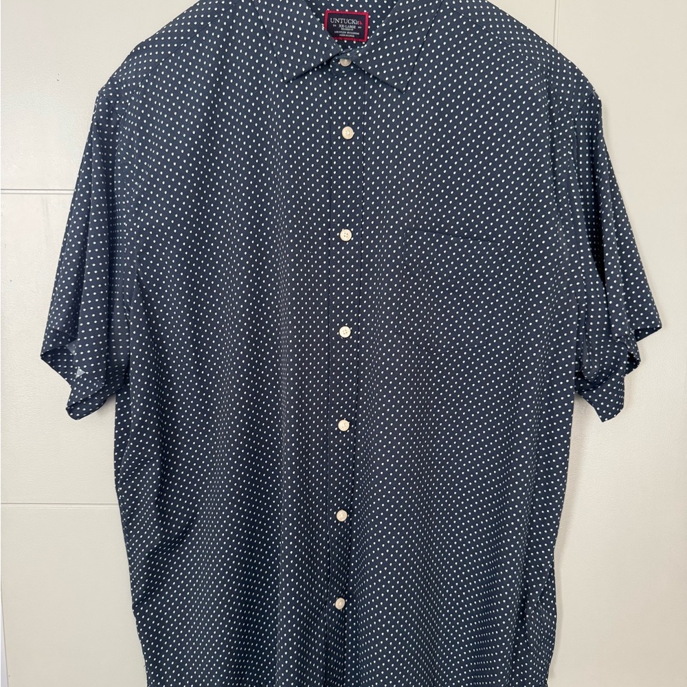 UNTUCKit Men's Navy Polka Dot Shirt